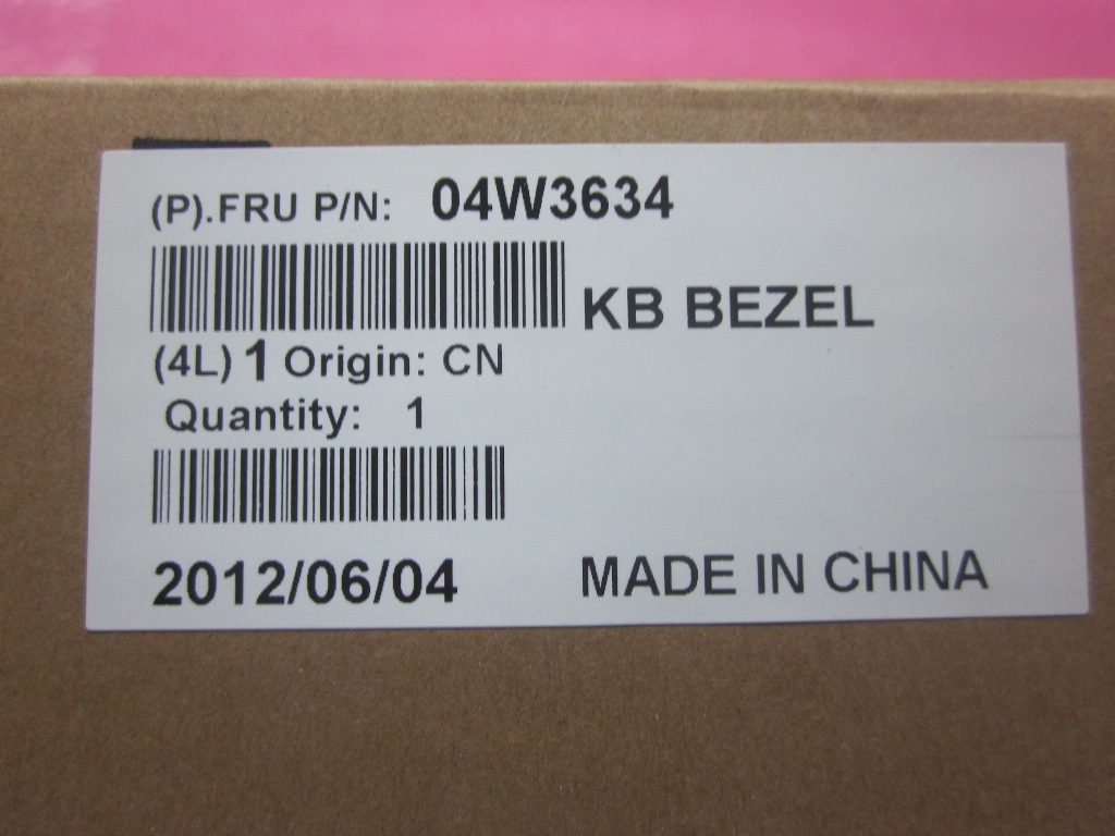 Lenovo Thinkpad L530 Palmrest with Touchpad 04W3634 0B49874 Open Box