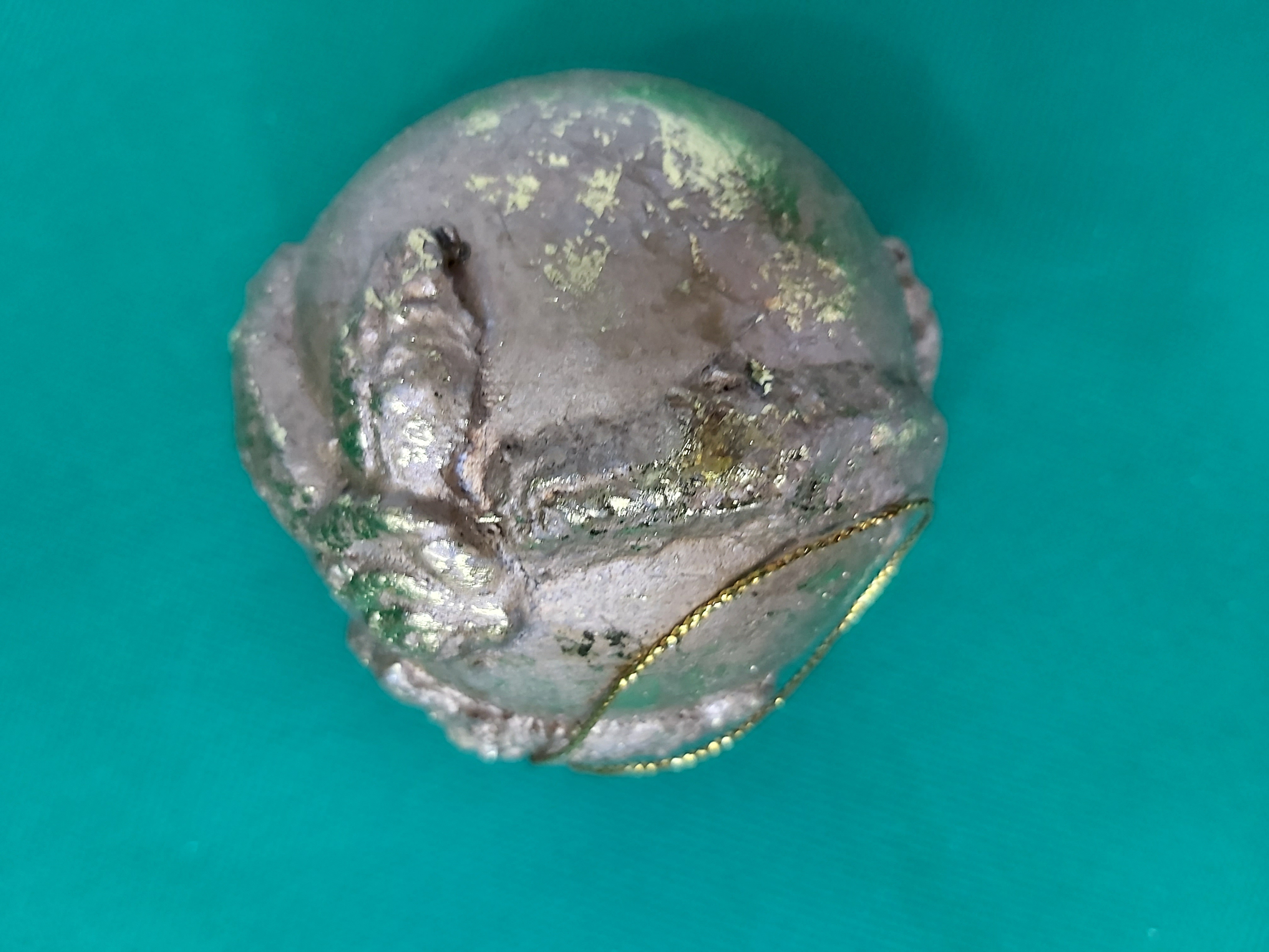 Christmas Tree Gold Deco Ball