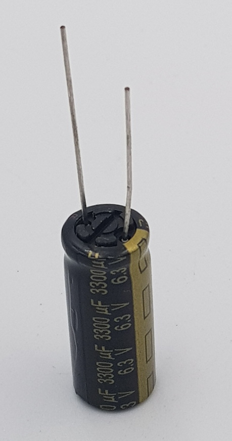 Pack of 50  Panasonic FJ New Capacitors Aluminum Electrolytic 3300µF 6.3V D10 L25mm 105C
